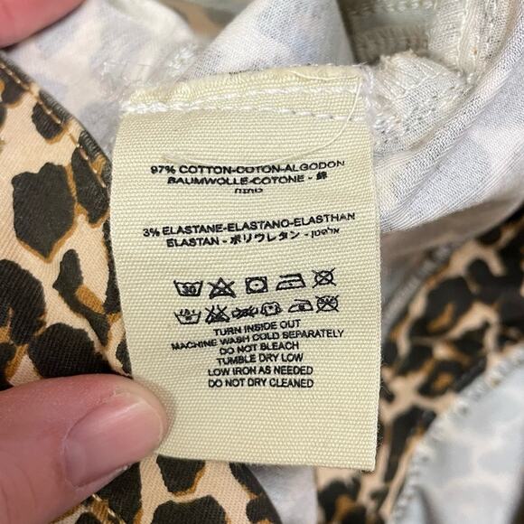 We The Free Leopard Print Jeans Size 25 - Picture 5 of 7